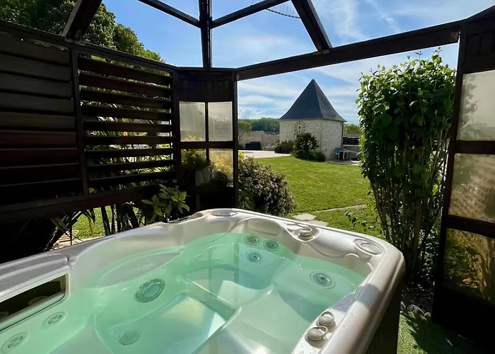 L'agapanthe, Avec Accès Piscine Et Jacuzzi Appartement *